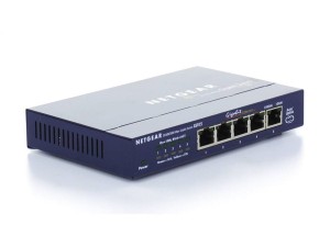 Switch  Netgear GS105 5x10/100/1000, bez zasilacza