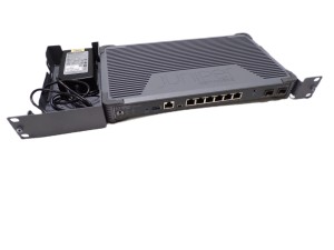 Juniper Networks SRX300 uchwyt, zasilacz