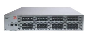 Brocade 4900 64p aktywne 4gb FC  lic 